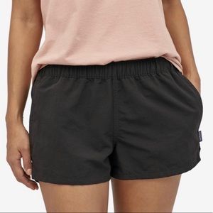 Patagonia Barely Baggie Shorts Size Small (Black)